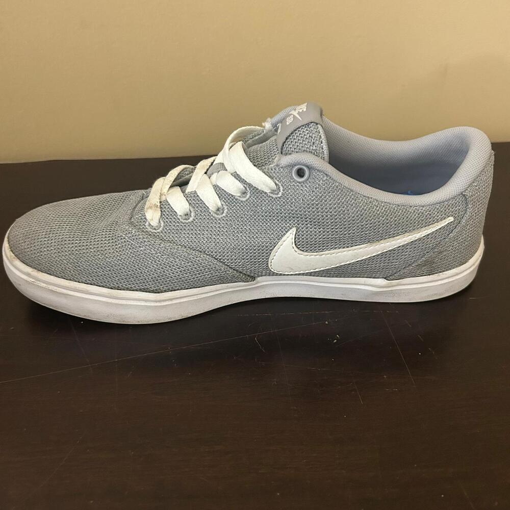 Nike SB Check‎ Solarsoft Women's Skate Shoes - Picture 5 of 7